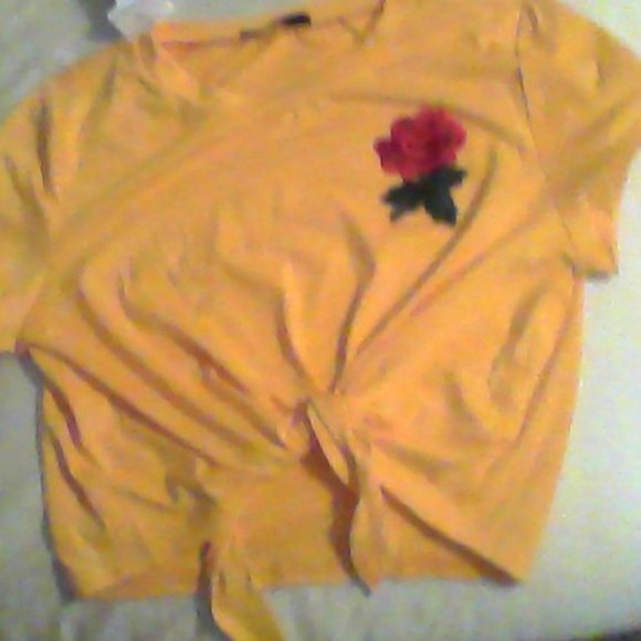 Meet your Posher, Madyson - Picture 2 of 4